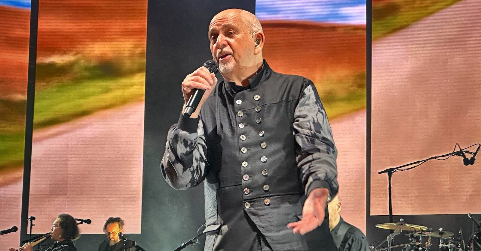 Peter Gabriel: i/o im Dezember, Pläne für 2024