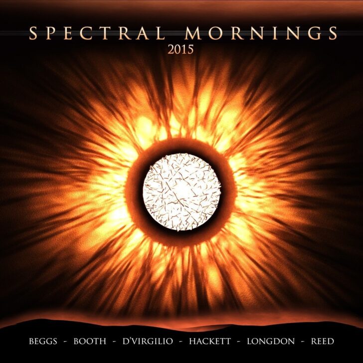 Steve Hackett spielt auf Spectral Mornings Charity-EP